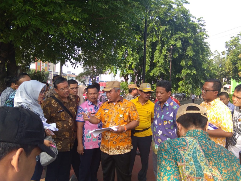inspeksi waikota bekasi dalam rangka menggali potensi pajak dan peruntukan bangunan