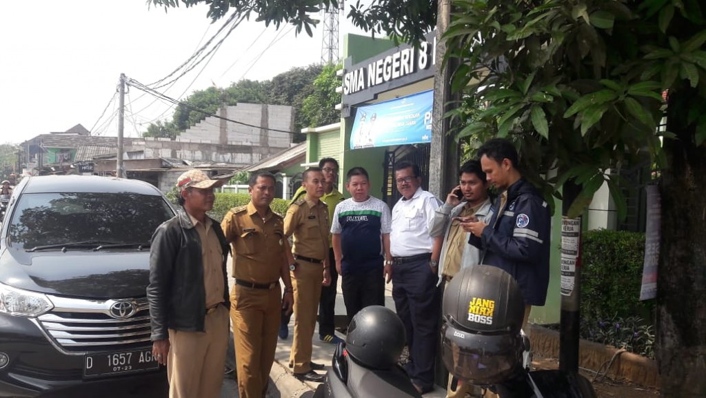 survei lokasi ss pekayon berkaitan dengan kelanjutan pembangunan jalan di wilayah pekayon